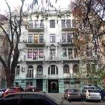 Когда локация — главный люкс: квартира в двух кварталах от Горсада