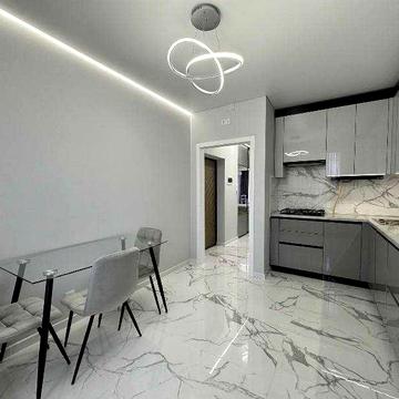 Оренда 1 кім новобудови у центрі Чернівців! Перша Здача!