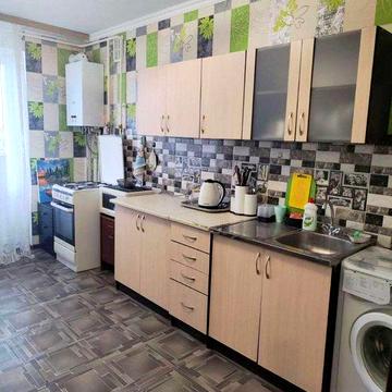 2 кімнатна в новобудові з автономним опаленням - усі меблі і техніка