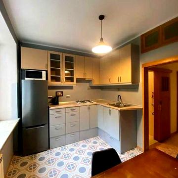 Оренда 3 кімнатної квартири бульвар Лесі Українки 6