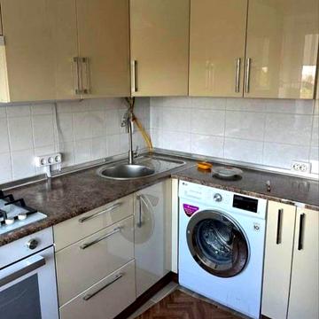 Однокімнатна квартира центр біля міськоі лікарні