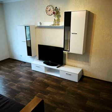 Здам 2х кімнатну в районі Площі. Центр.