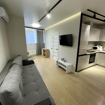 Новомостицька вул., 15