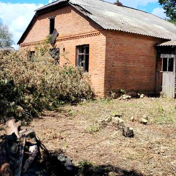 Жовтнева, 35