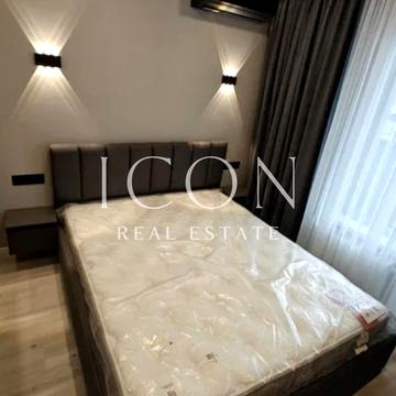 Одеська вул., 25-В