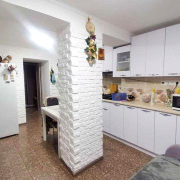 Довгострокова оренда частини будинка в районі Зеленого Яру