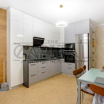 Євгена Сверстюка вул. (Марини Раскової), 6-Г