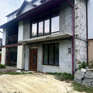 Продаж таунхауса в центрі м. Кременець