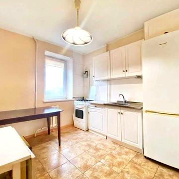 Продам 1к квартиру ул Гладкова 12 квартал