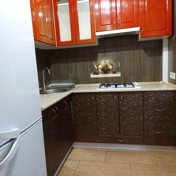 Продам 2-к квартиру, метро Студентська