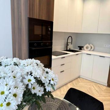 Нова євро2кімнатна квартира біля Центрального парку ЖК Сіті Парк