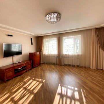 Продаж будинку по вул. 6 Слобідська (л1)