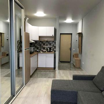 Магістральна вул., 33