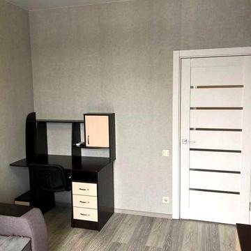 Здається в оренду 1-к квартира на вул. Дмитра Луценка