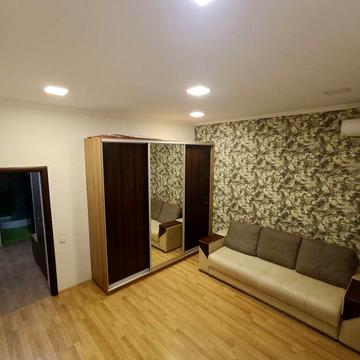 Сдам 2х комнатную на пр.Гагарина