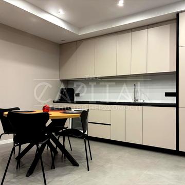 Миколи Міхновського, 9