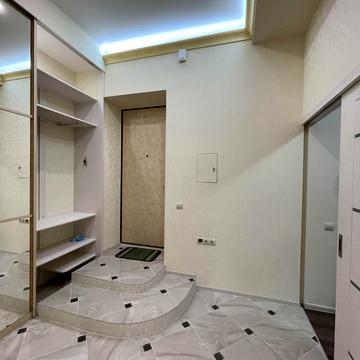 Будівельників вул., 28/15