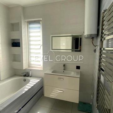 Єлизавети Чавдар вул., 22