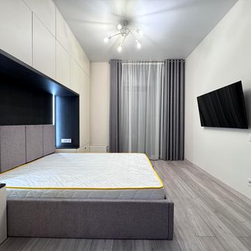 Ґарета Джонса вул. (Сімї Хохлових), 12