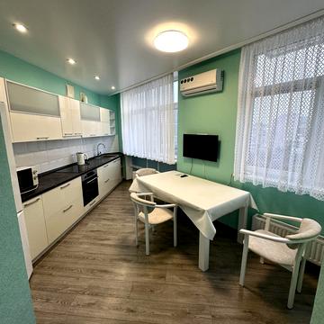 Ростиславська вул. (Маршала Рибалка), 5-Б