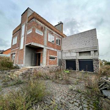 Будинок Білогородка Зимовий сад Басейн Тераса Гараж Підвал 10.8 сотки