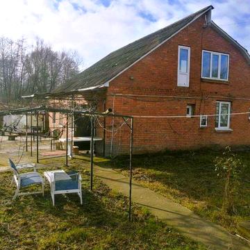 Продаж будинку з ремонтом і ділянкою