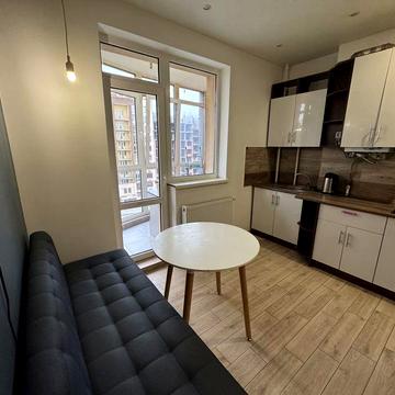 1к Квартира з Мінімальним Оформленням