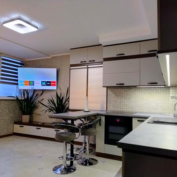 Київська вул., 245