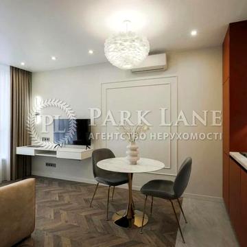 Набережно-Рибальська дорога вул., 27