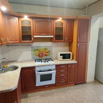 Затишна 2кімн. квартира з індивідуальним опаленнямв центрі Вишневого