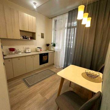 Продам укомплектовану 1-кімнатну квартиру в Аркадії