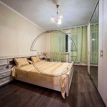 Миколи Бажана просп., 7-Б