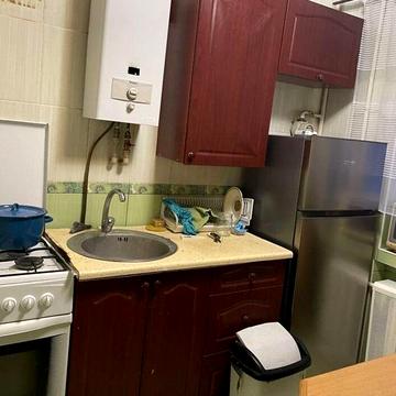 Оренда 1к Інститутська! Торг