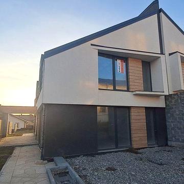 Будинок в місті  (розтермінування) 171м² (3,6сот)VV