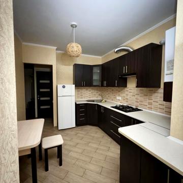 Гетьманська вул., 9