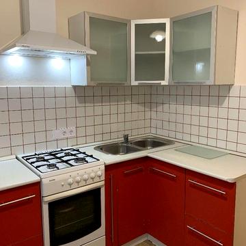 Михайла Стельмаха вул., 7/2