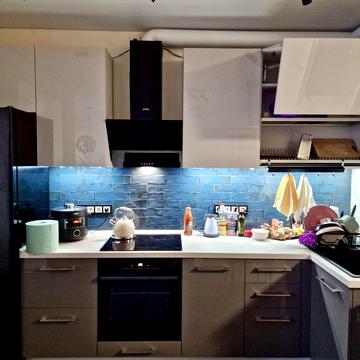 Львівська вул., 15-Б