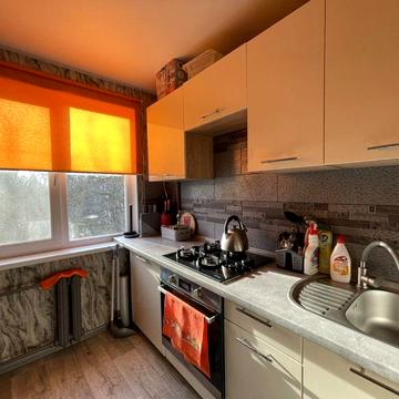 Продам 3- кімнатну квартиру на Добровольського