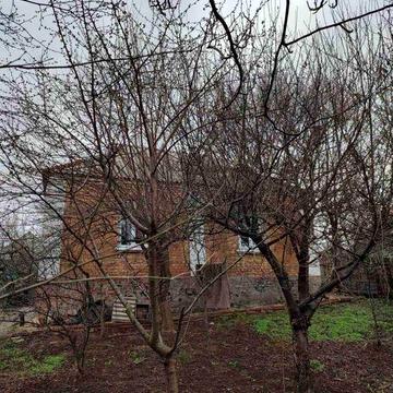 Продається окремий цегляний будинок р-н Юрівки