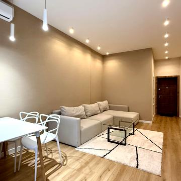 Андрія Верхогляда вул. (Михайла Драгомирова), 2-А