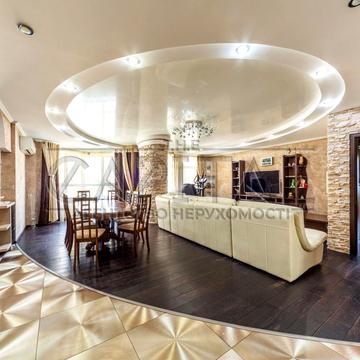 Олександра Мишуги вул., 2