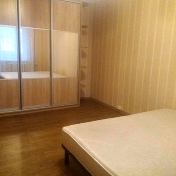 Вишняківська вул., 3