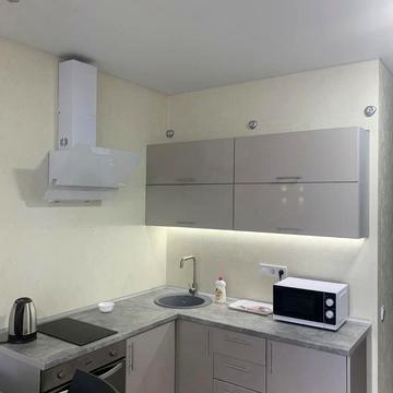 Каховська вул., 62