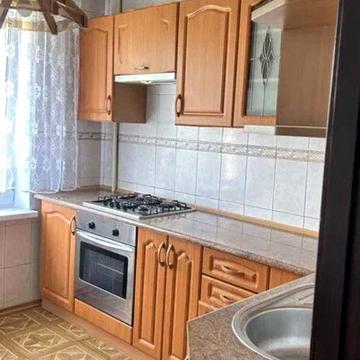 Сдается 2-х комн. квартира по ул. Сикорского, с мебелью и техникой