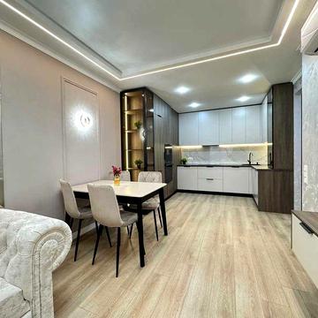 Видова двокімнатна+кухня-студія з шикарним ремонтом поруч Veles Mall