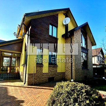 Павла Чубинського вул.