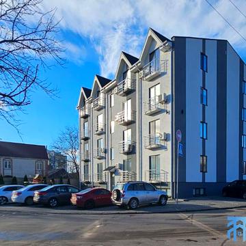 Осіння вул., 71