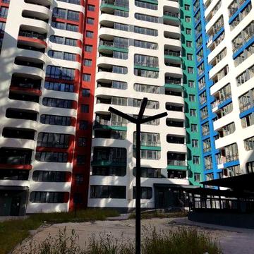 Продаж 1-к квартири 41.5 м. Трускавецка-Пулюя , Галжитлобуд ЖК на Трускавецькій