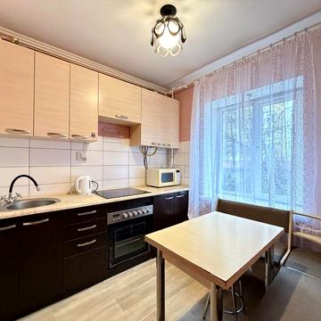 2-Кімнатна район «Чайка» вул. Гайдамацька 9. (вул. Струтинської 9)