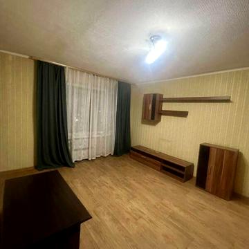 Довгострокова оренда 1к Квартира Юрія Липи (Усенка) вулиця